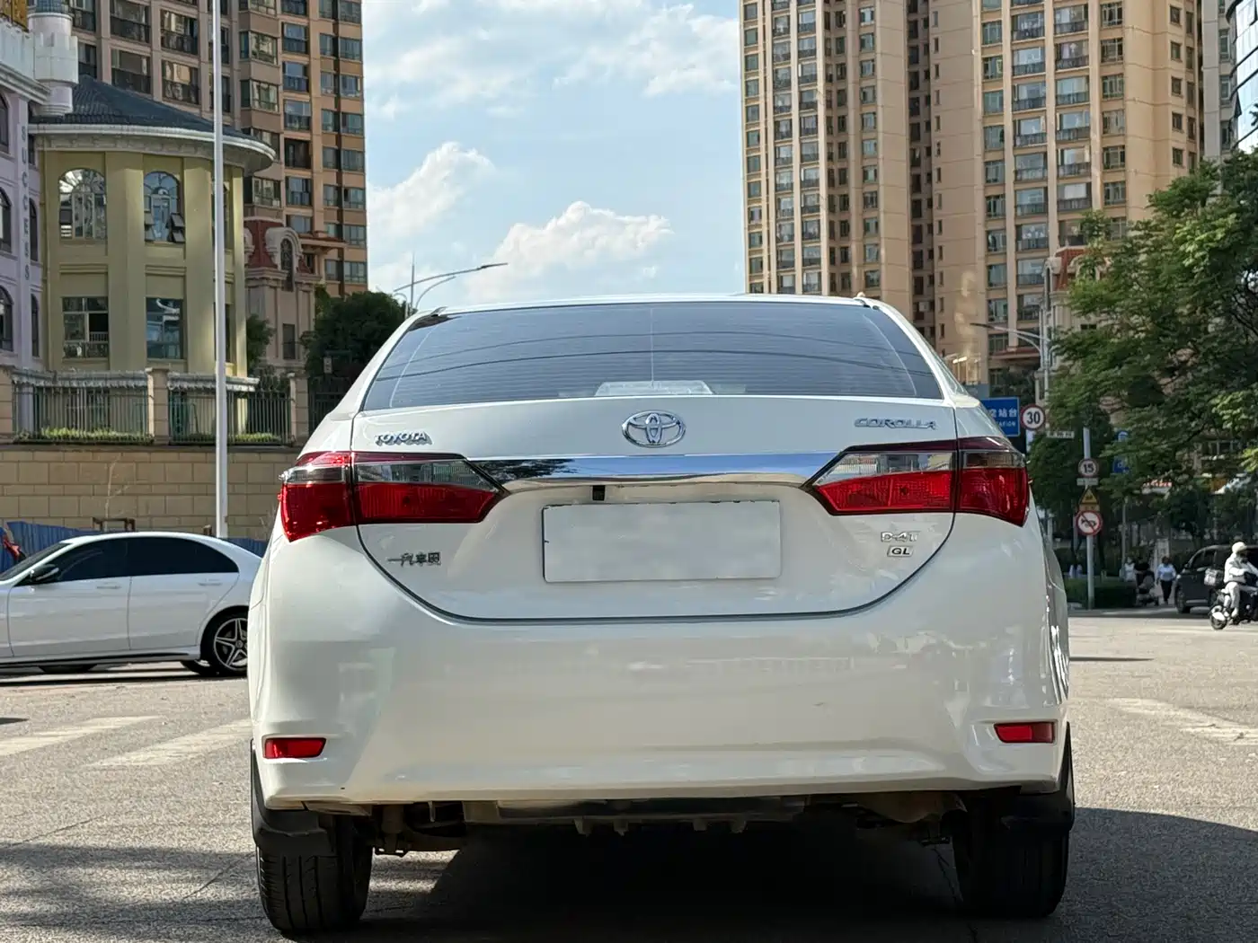 Toyota Corolla 2017 Facelift 1.2T Manual GL фото 6