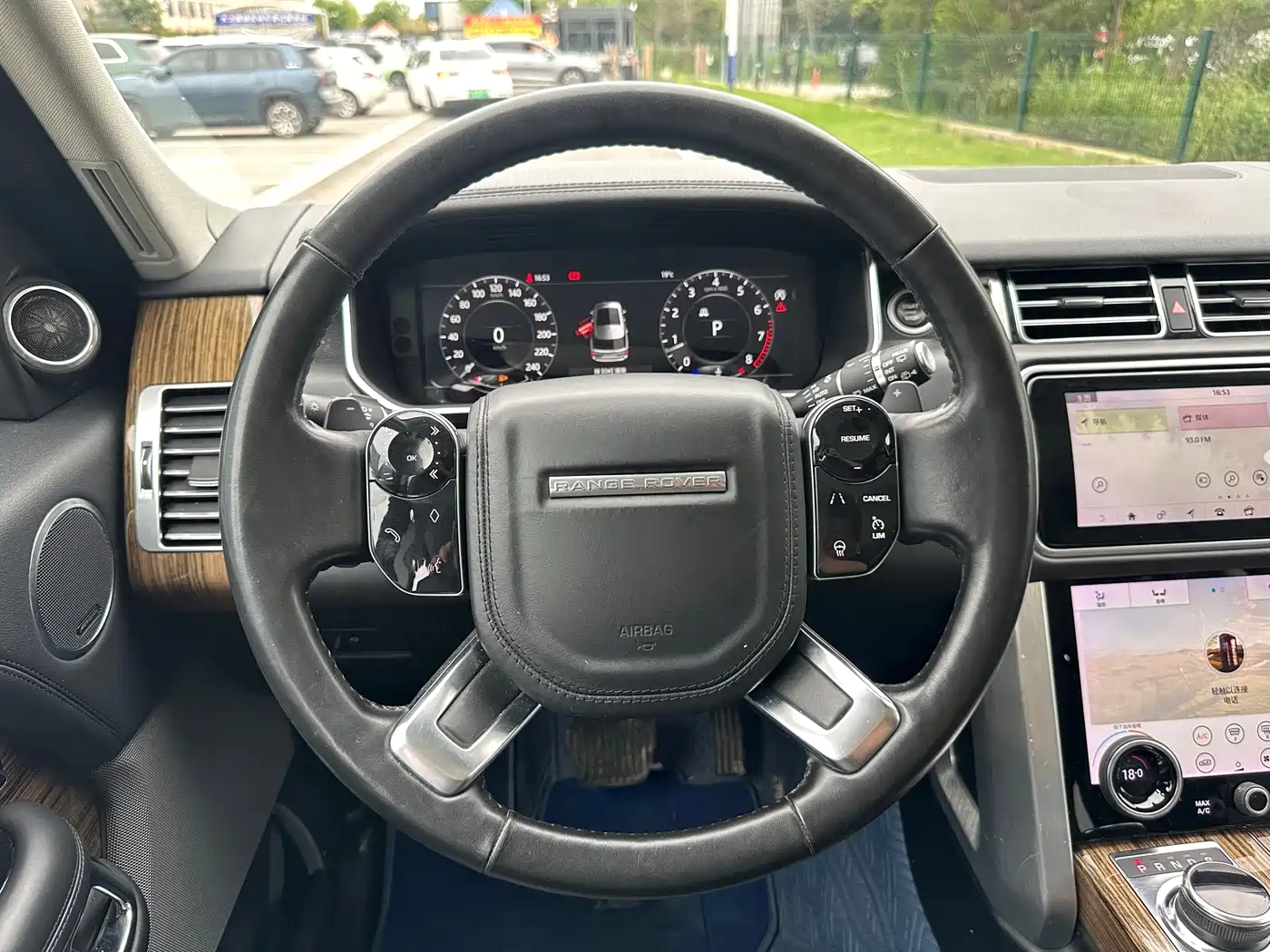 Land Rover Range Rover 2018 3.0 SC V6 Vogue Heritage Edition фото 14