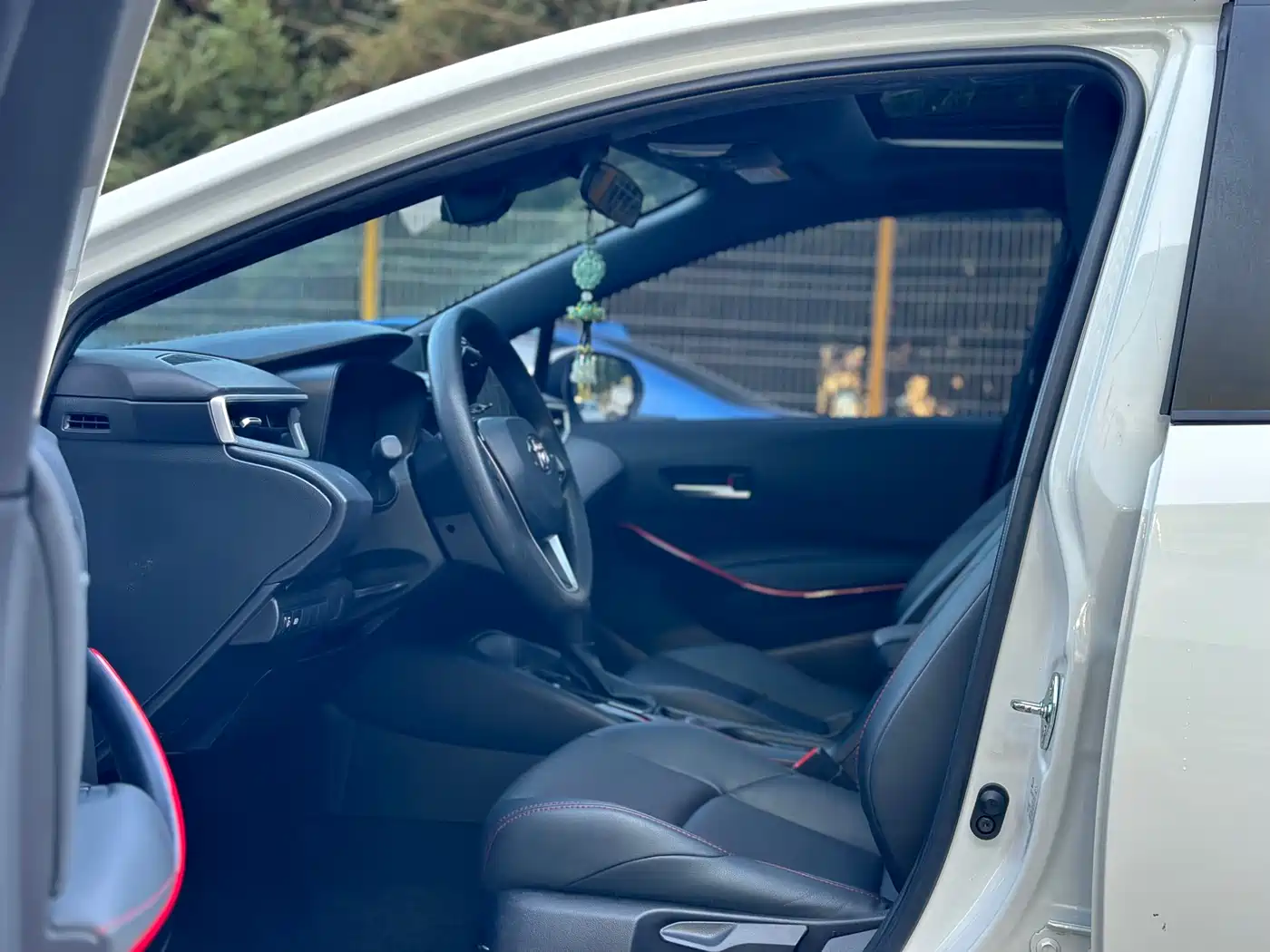 Toyota Levin 2022 185T CVT Sport Edition фото 8
