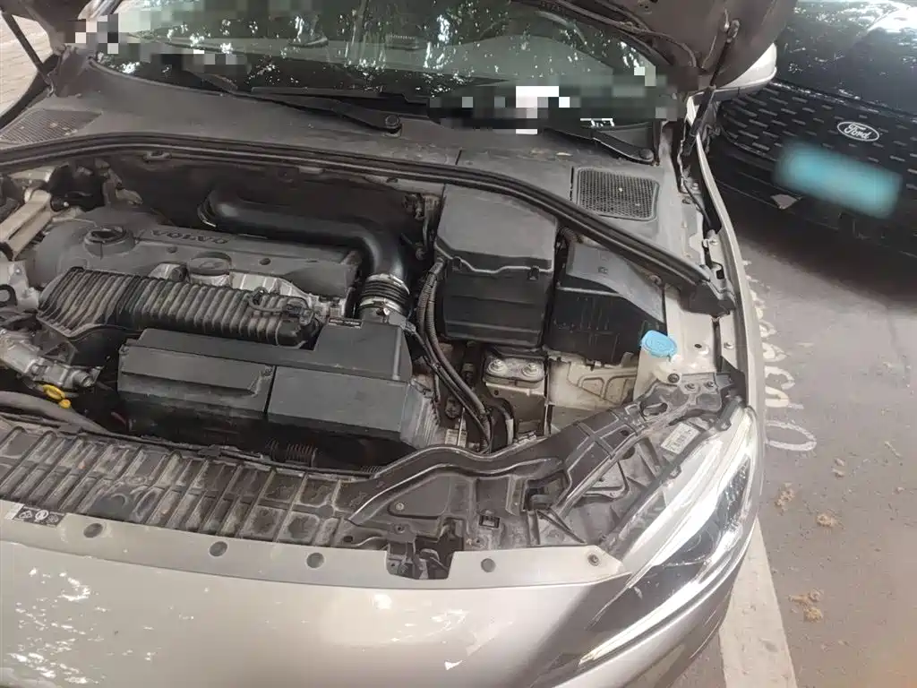 Фото 22 - Volvo S60