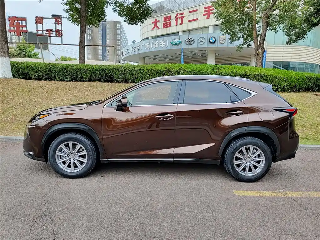 Lexus NX 2016 200 AWD F Sport фото 3