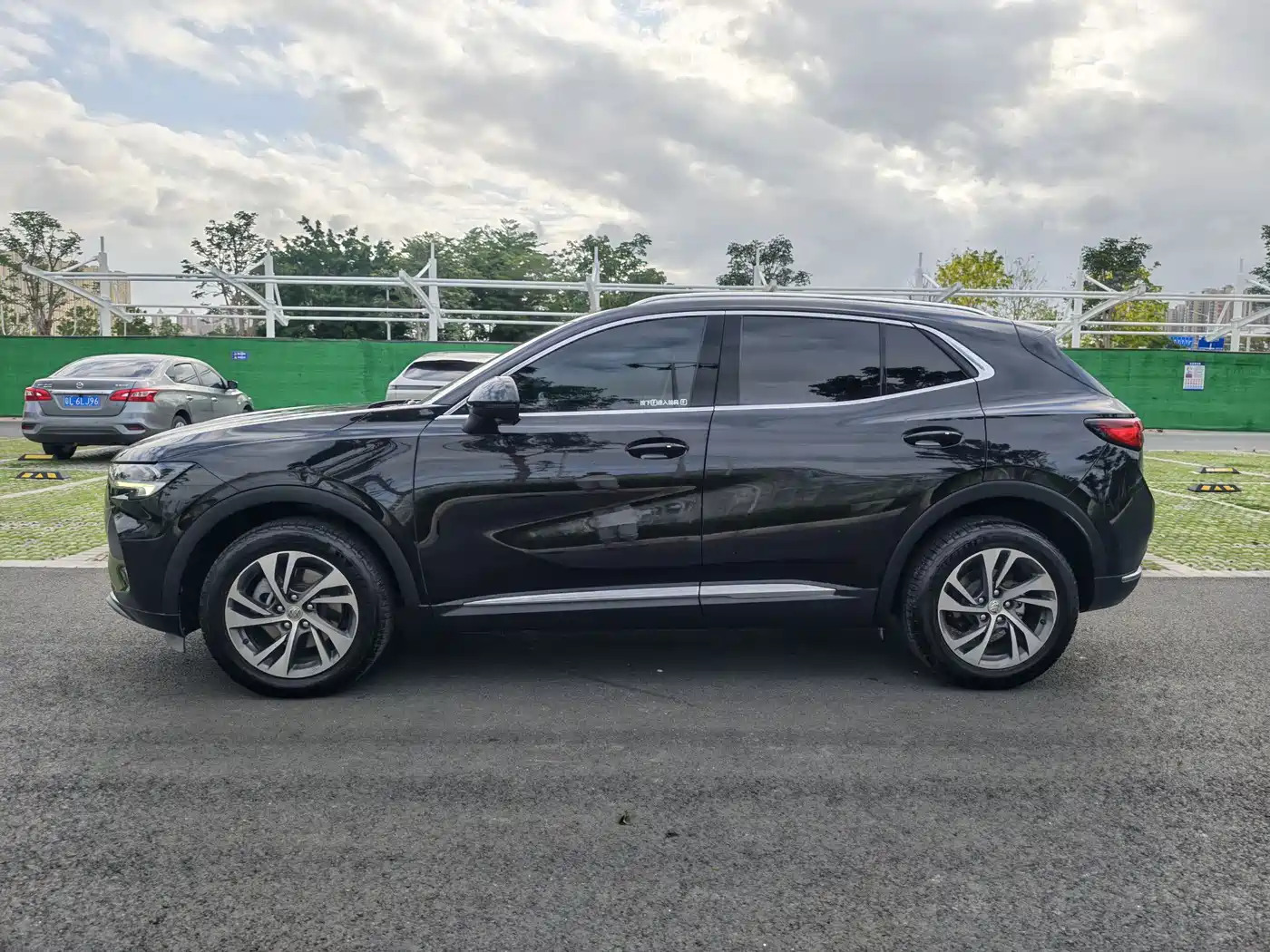 Buick Envision S 2022 Envision S 552T 2WD Luxury фото 8
