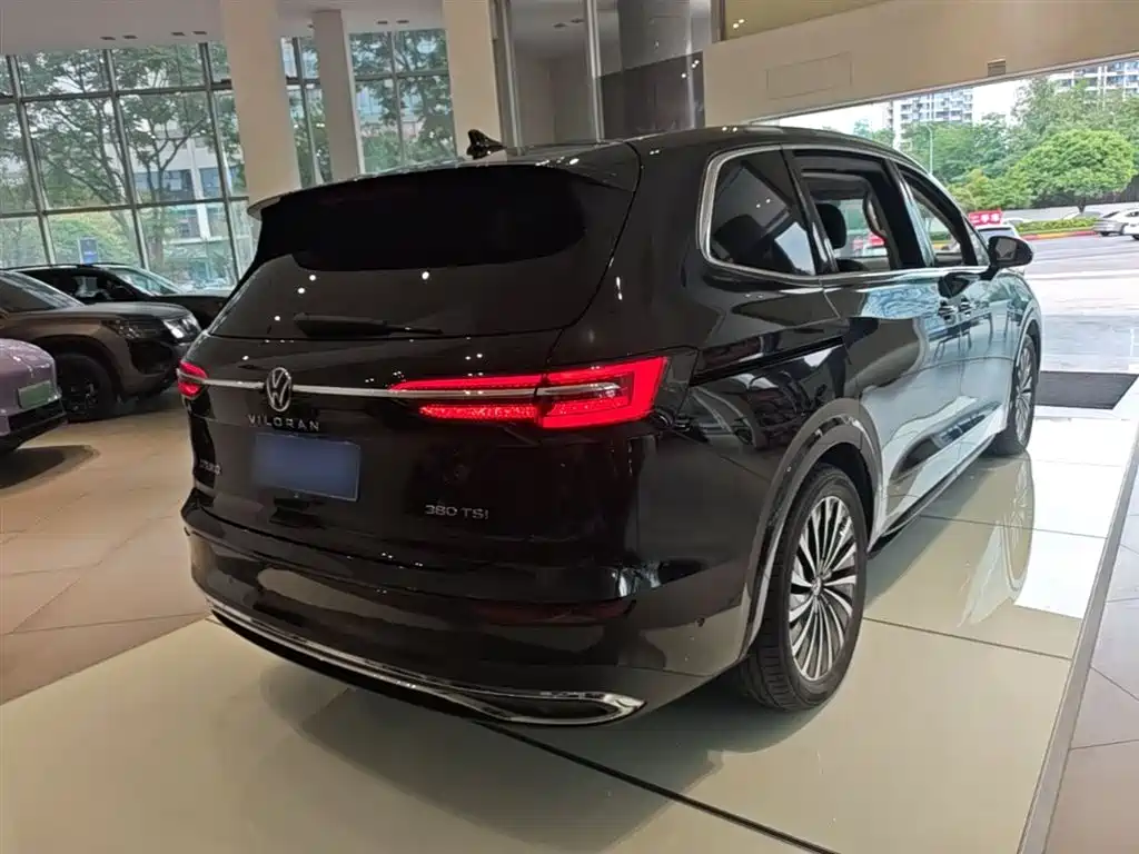 Volkswagen Viloran 2024 380TSI Executive Edition фото 7