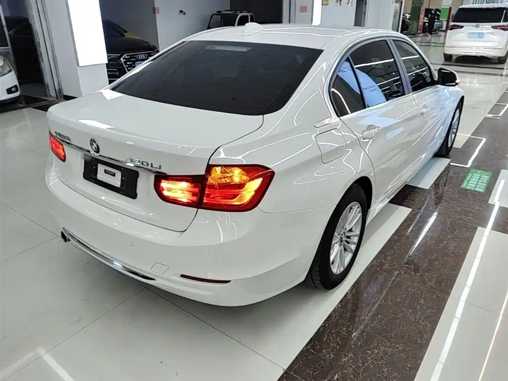 BMW 3 Series 2015 320Li Super Joy Fashion фото 7