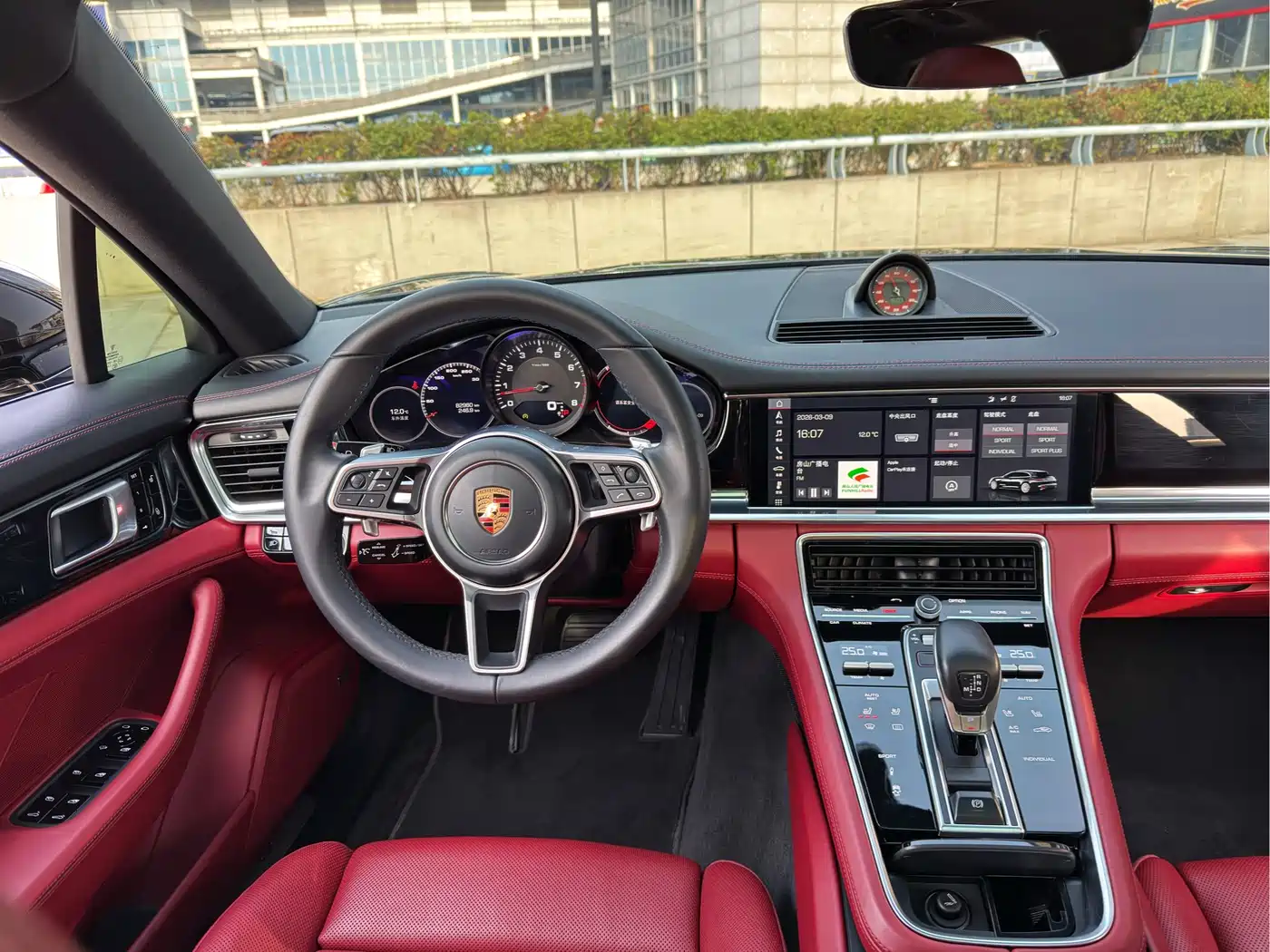 Porsche Panamera 2017 Panamera 4 Sport Turismo 3.0T фото 8