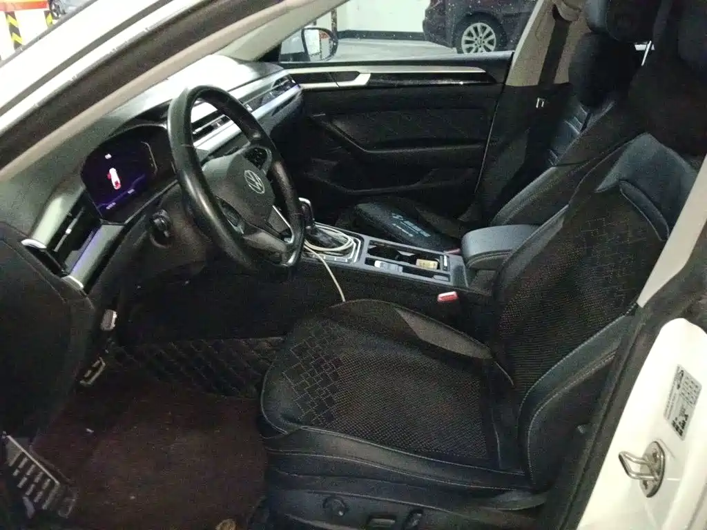Photo 11 - Volkswagen CC