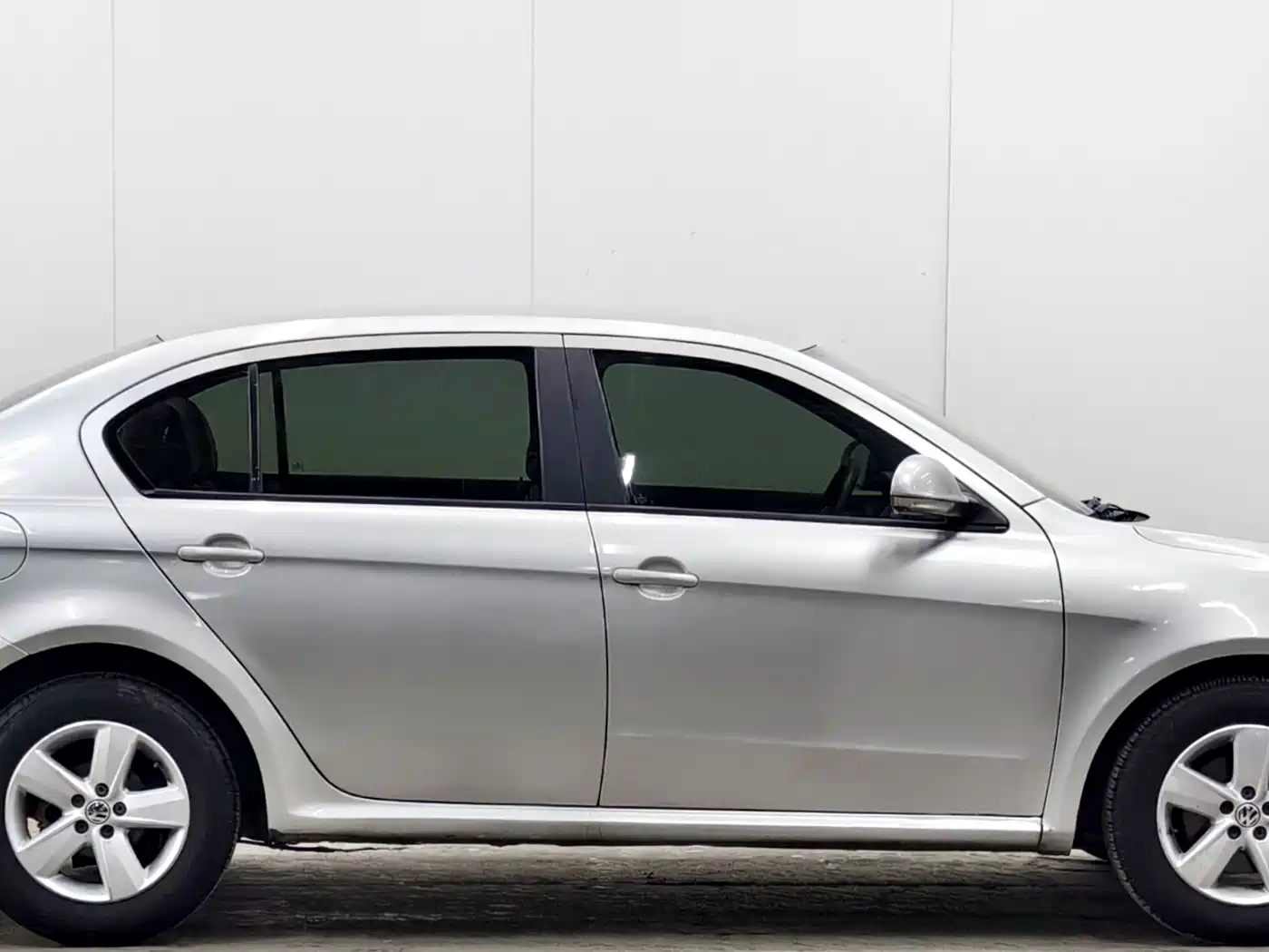 Volkswagen Lavida 2012 2011 1.6L Manual Leisure Edition