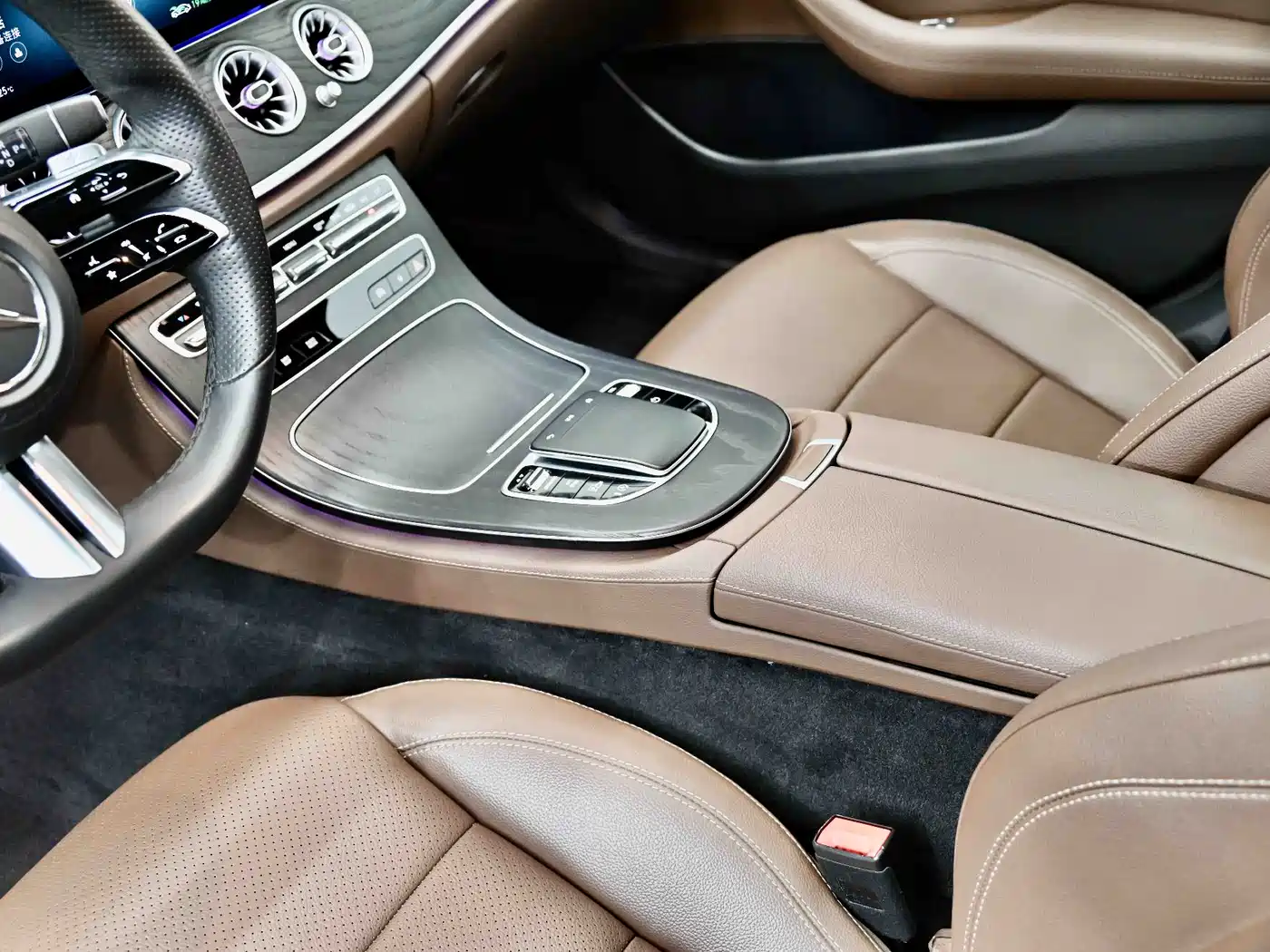 Mercedes-Benz E-Class 2021 E 300 L Sport Fashion фото 46