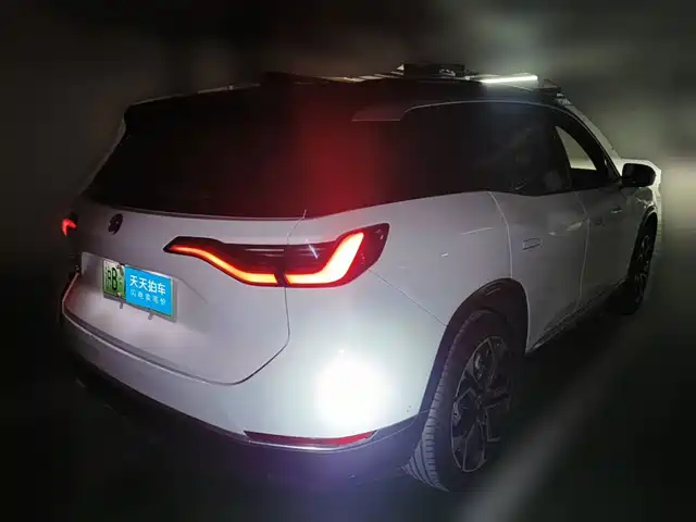 NIO ES8 2020 415KM Signature Edition 6-Seater — фото 2