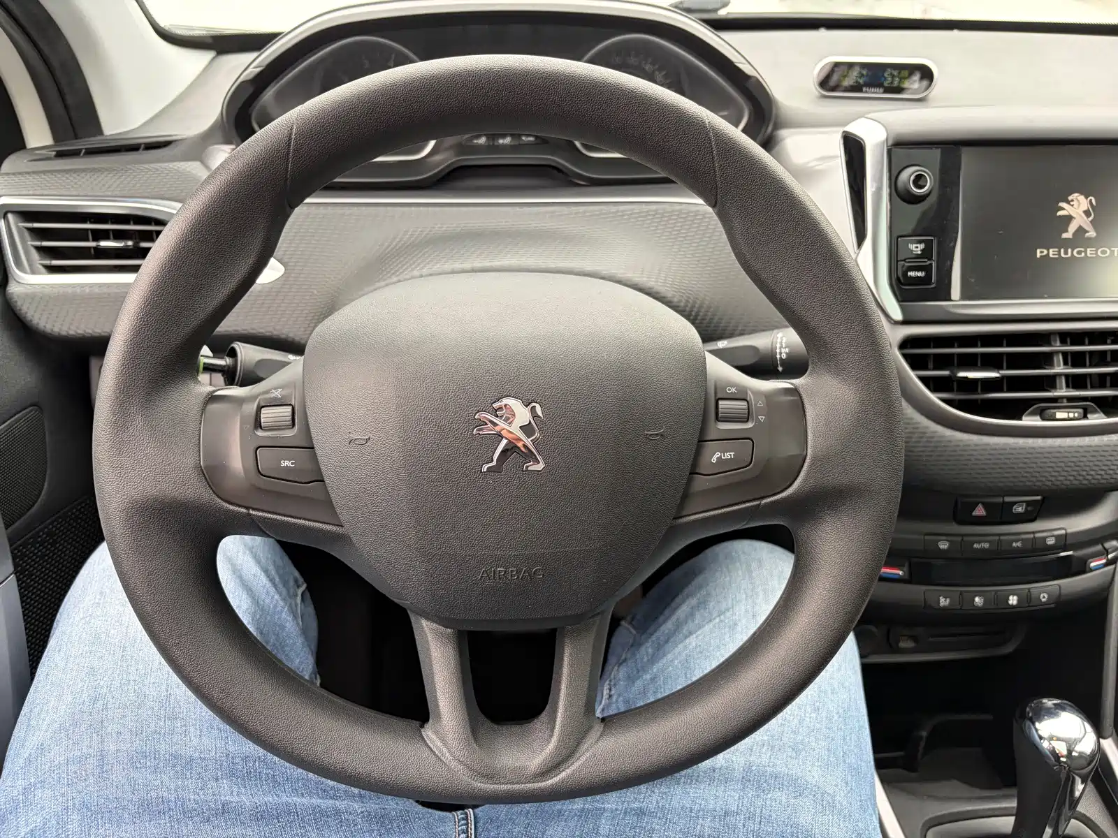 Photo 18 - Peugeot 2008
