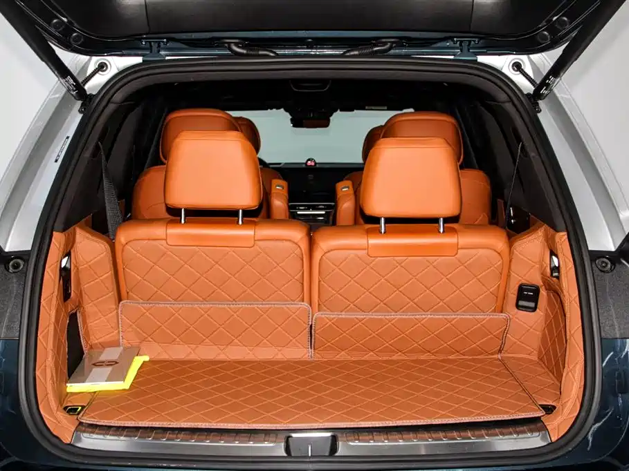 AITO Wenjie AITO M9 2024 Extended Range Ultra 42kWh 6-Seater фото 33