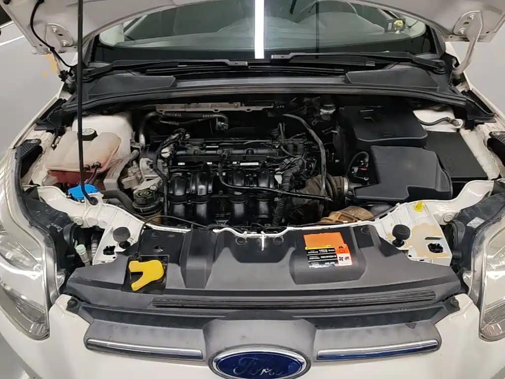 Фото 20 - Ford Focus