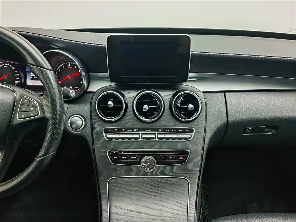 Mercedes-Benz C-Class 2018 C 200 L Sport Edition фото 12