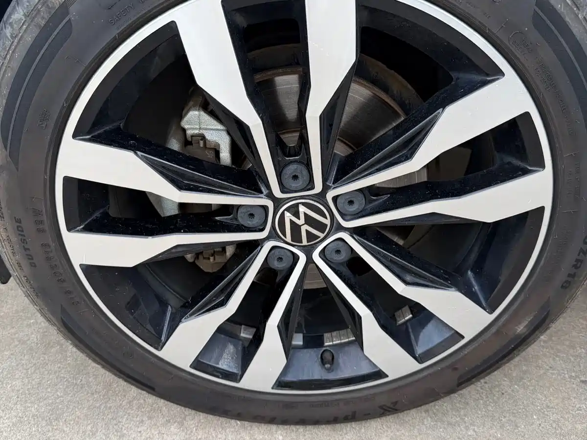 Volkswagen T-ROC 2021 280TSI DSG 2WD R-Line Pro Connected фото 19