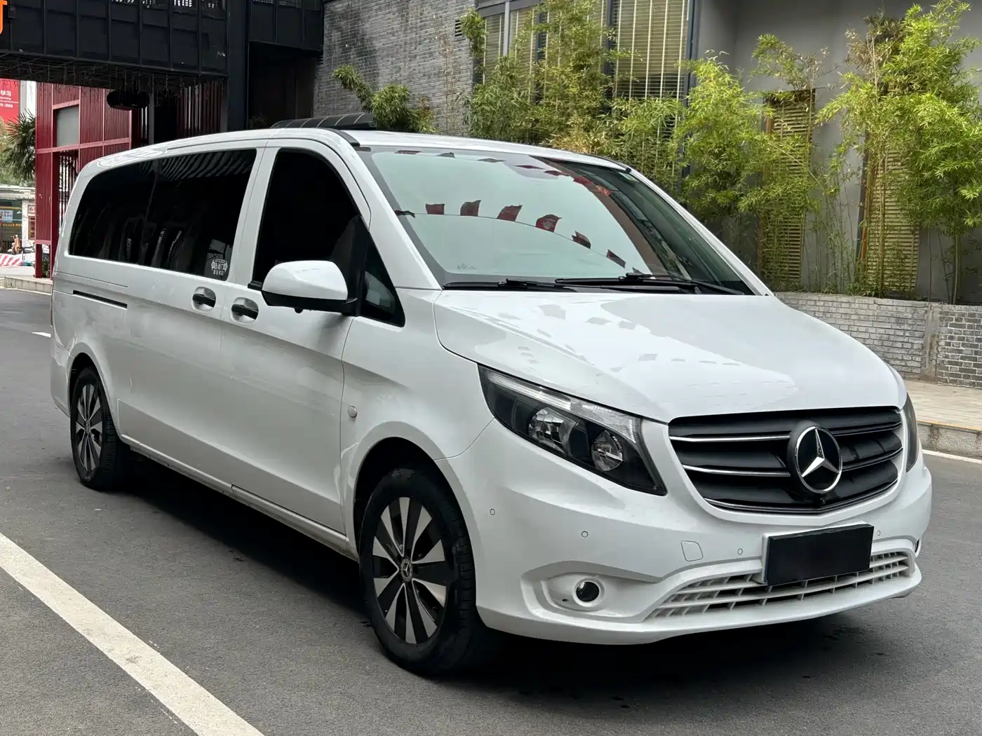 Mercedes-Benz Vito 2021 2.0T Business Edition 7-seater фото 3