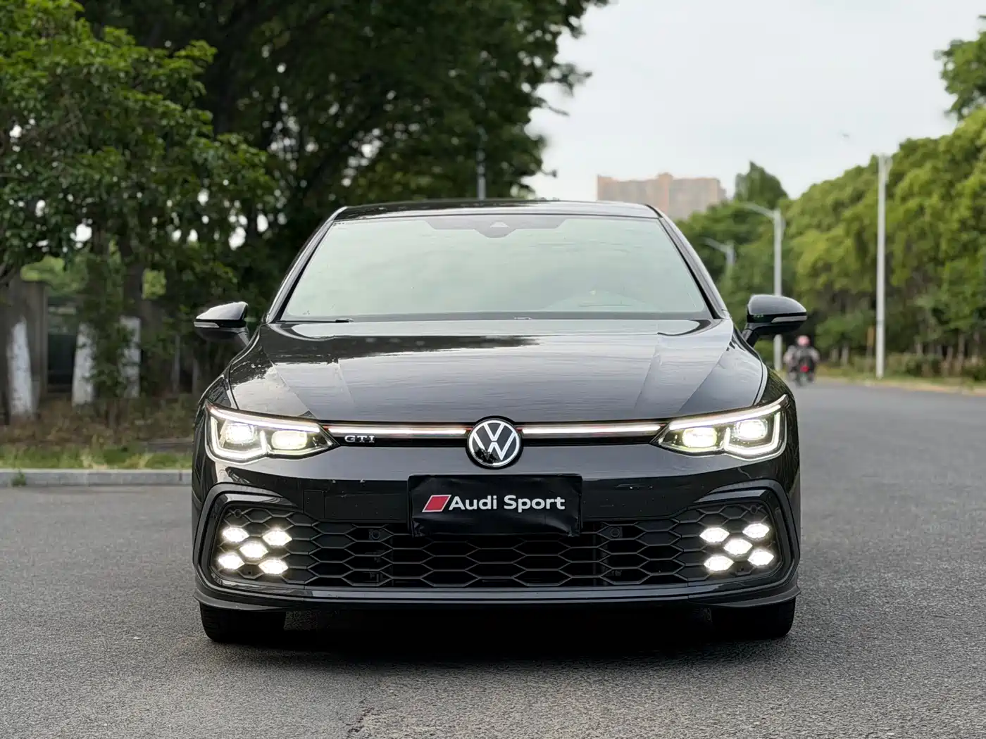 Volkswagen Golf GTI 2021 380TSI DSG GTI фото 2