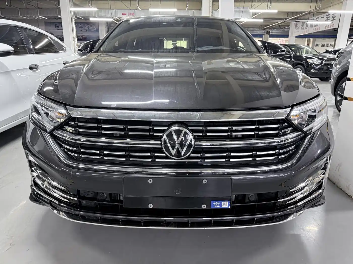 Volkswagen Sagitar 2023 300TSI DSG Excellence Edition фото 2