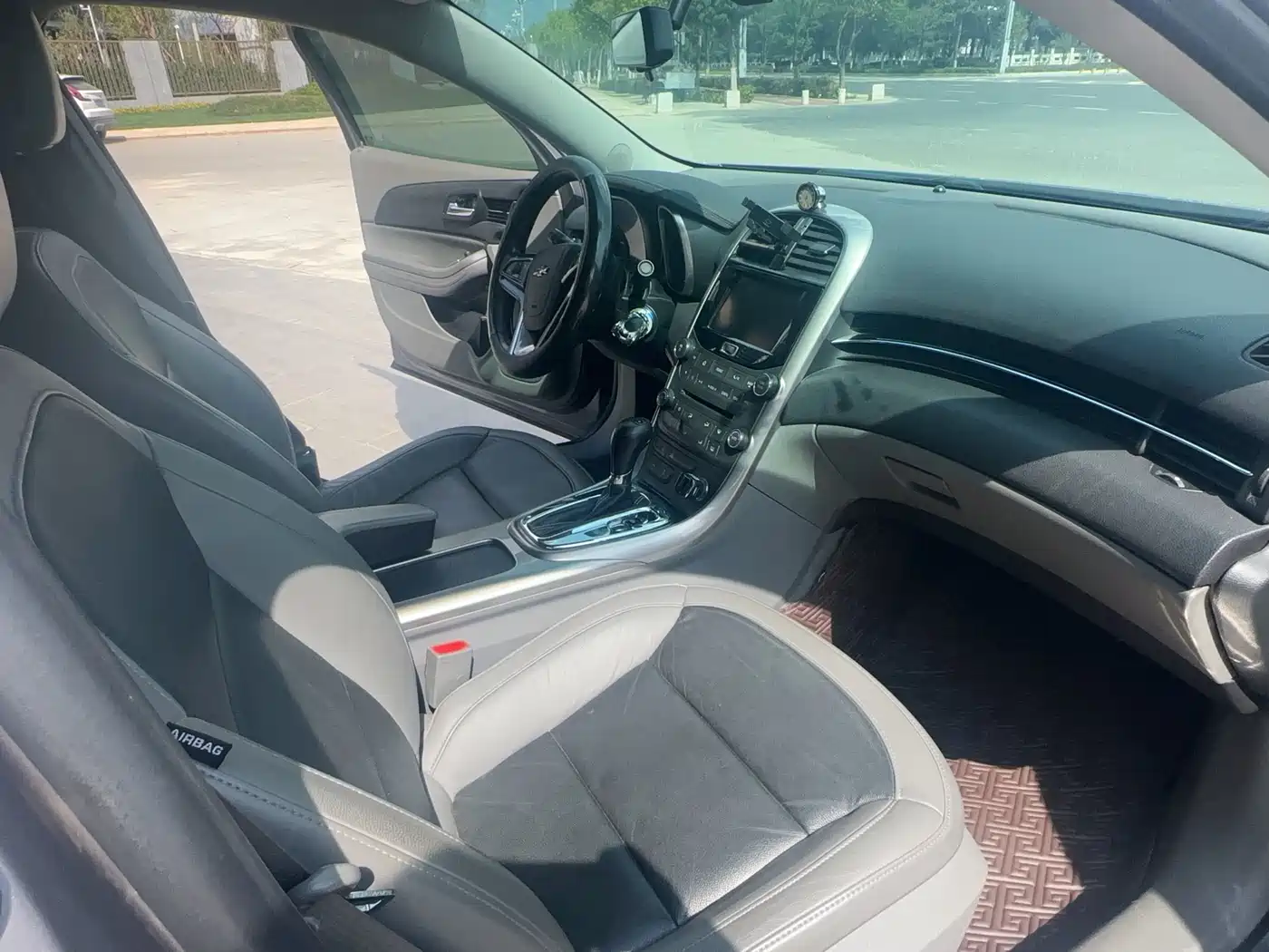 Chevrolet Malibu 2013 2.0L Automatic Luxury Edition фото 13