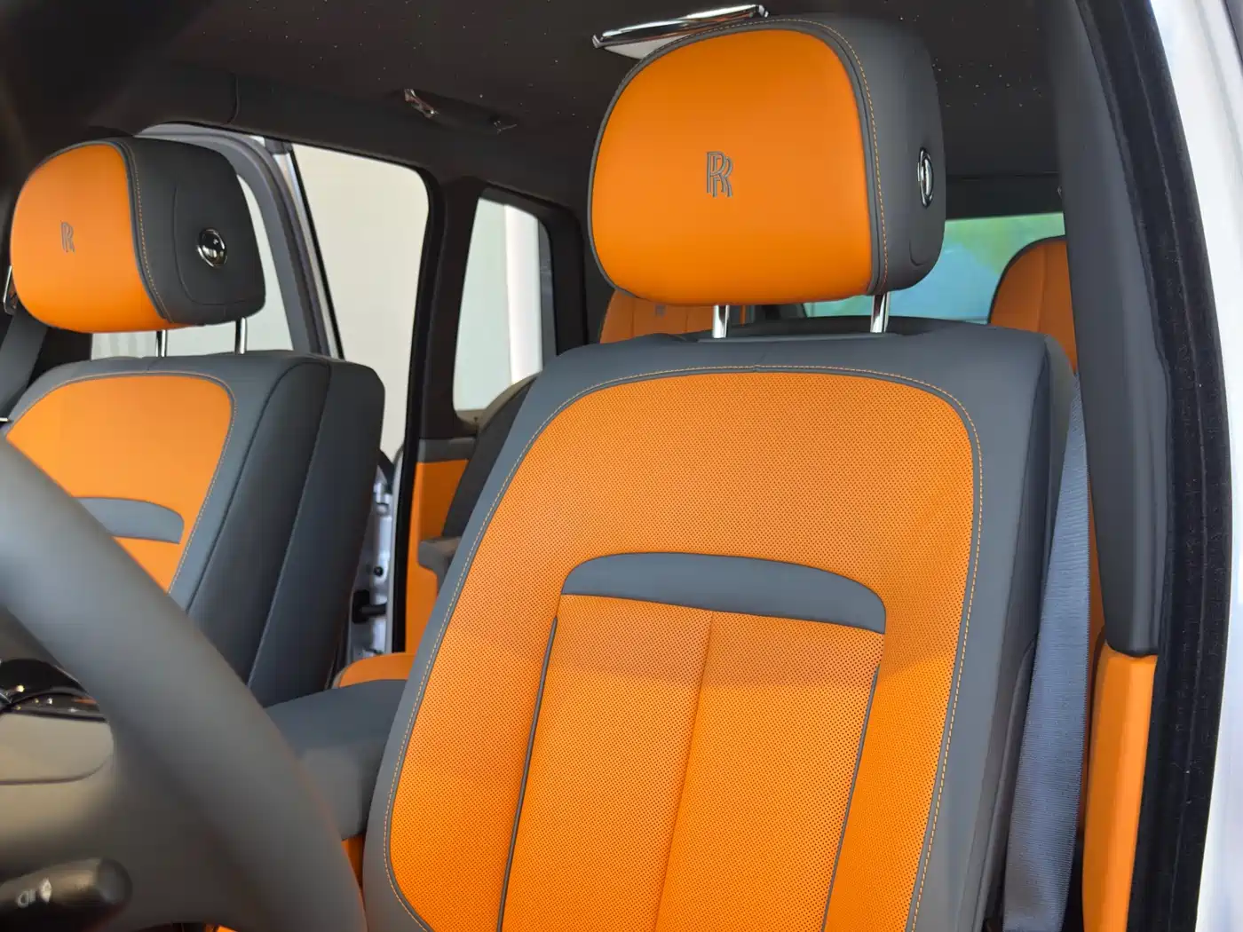 Rolls-Royce Cullinan фото 6