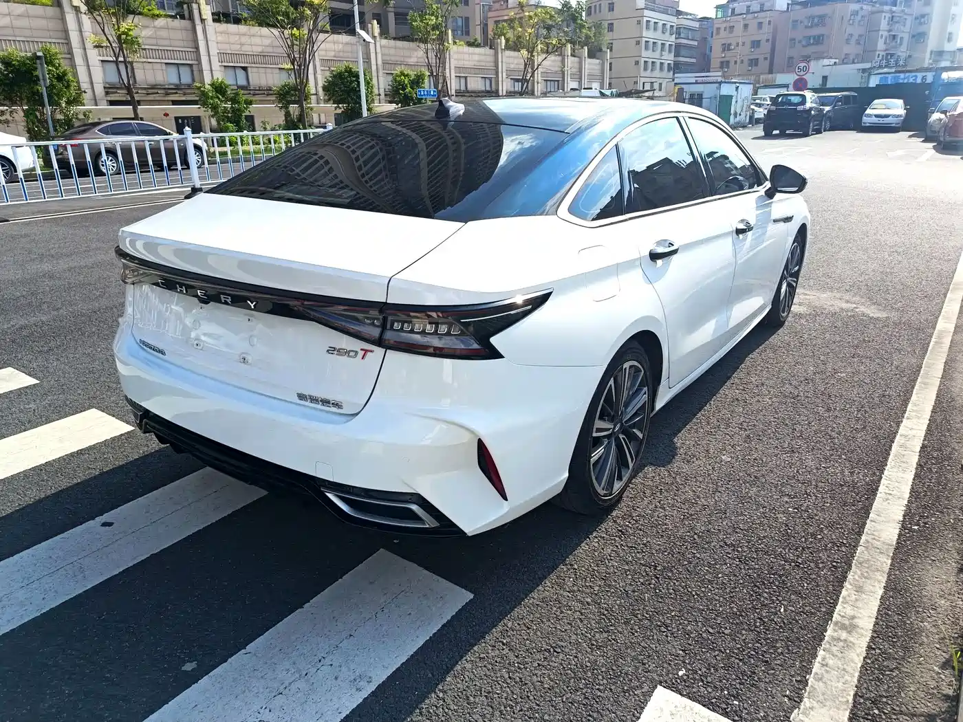 Chery Arrizo 8 2022 2022 1.6T DCT Yi