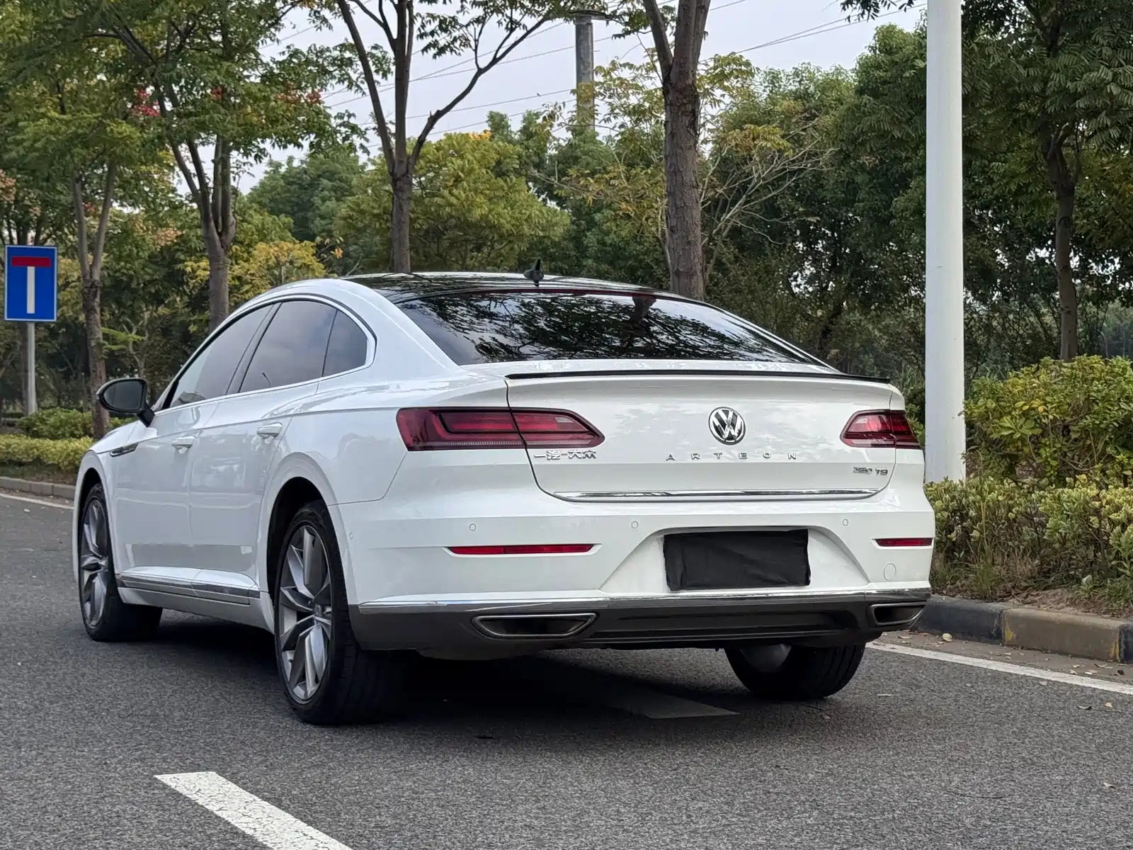 Photo 10 - Volkswagen CC