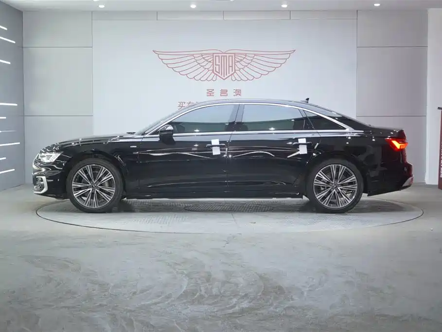 Audi A6L 2024 45 TFSI quattro Premium Dynamic фото 4