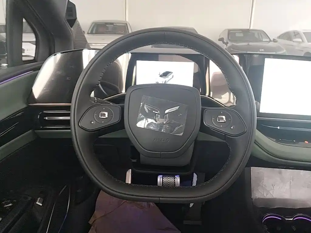 Hongqi EH7 2026 2025 690 Smart Selection Edition