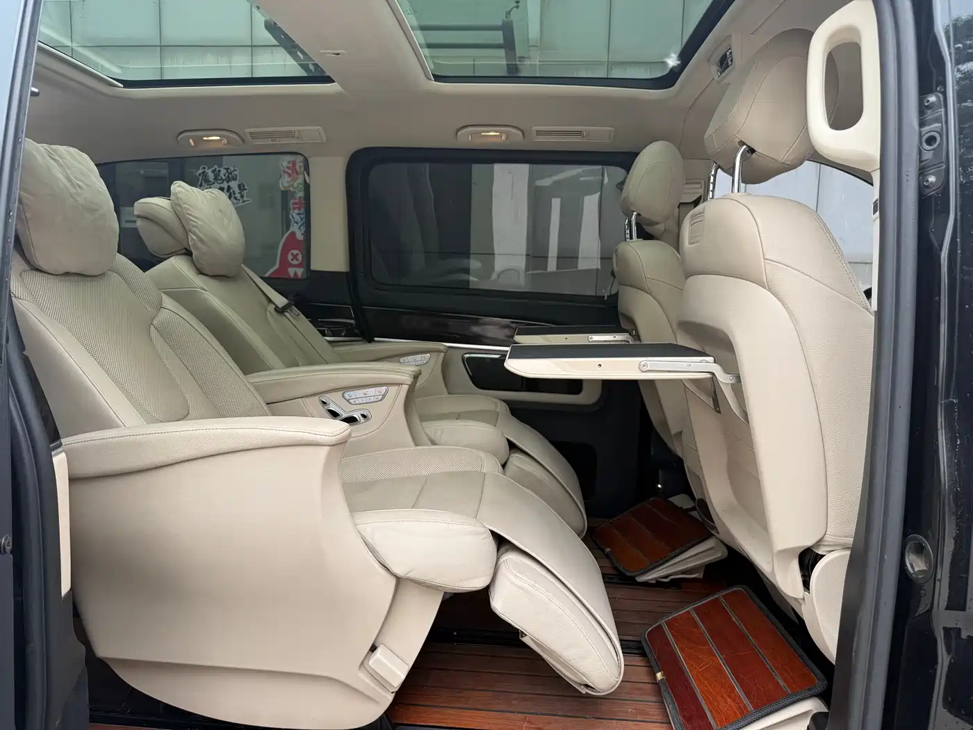 Mercedes-Benz V-Class 2018 V 260 Premium Edition China VI фото 14