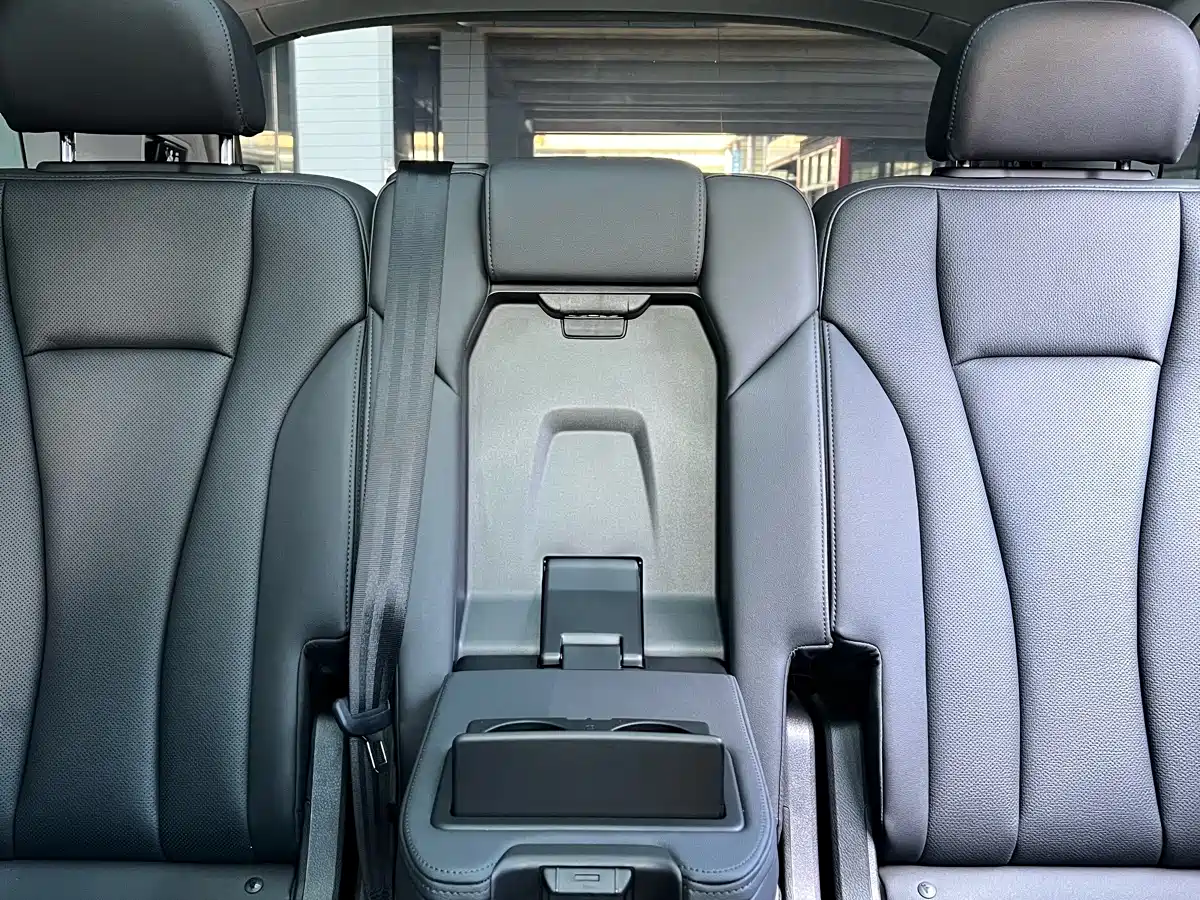 Audi Q7 2023 45 TFSI quattro S line Sport фото 23