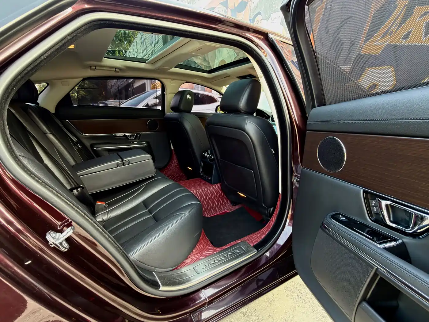 Jaguar XJ 2017 2016 XJL 3.0 SC 2WD Elegance Business Edition