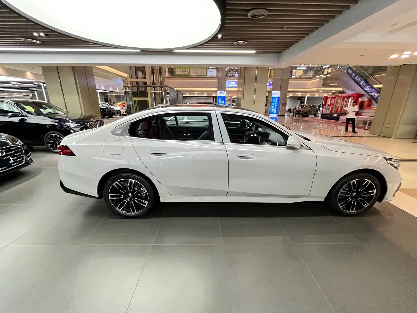 BMW 5 Series 2026 2026 525Li M Sport Package