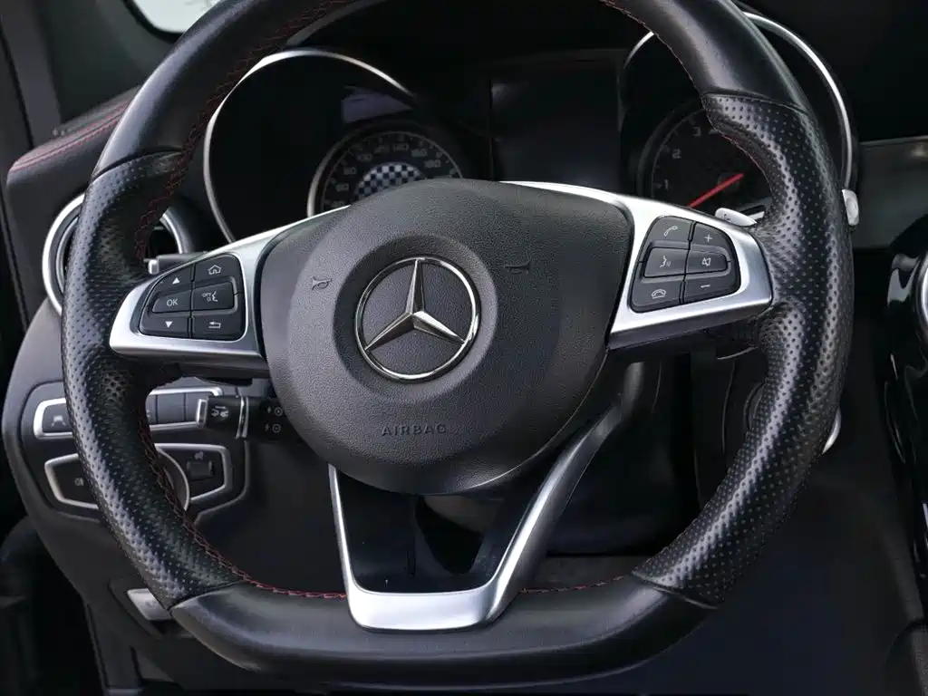 Mercedes-Benz GLC AMG 2017 AMG GLC 43 4MATIC фото 11