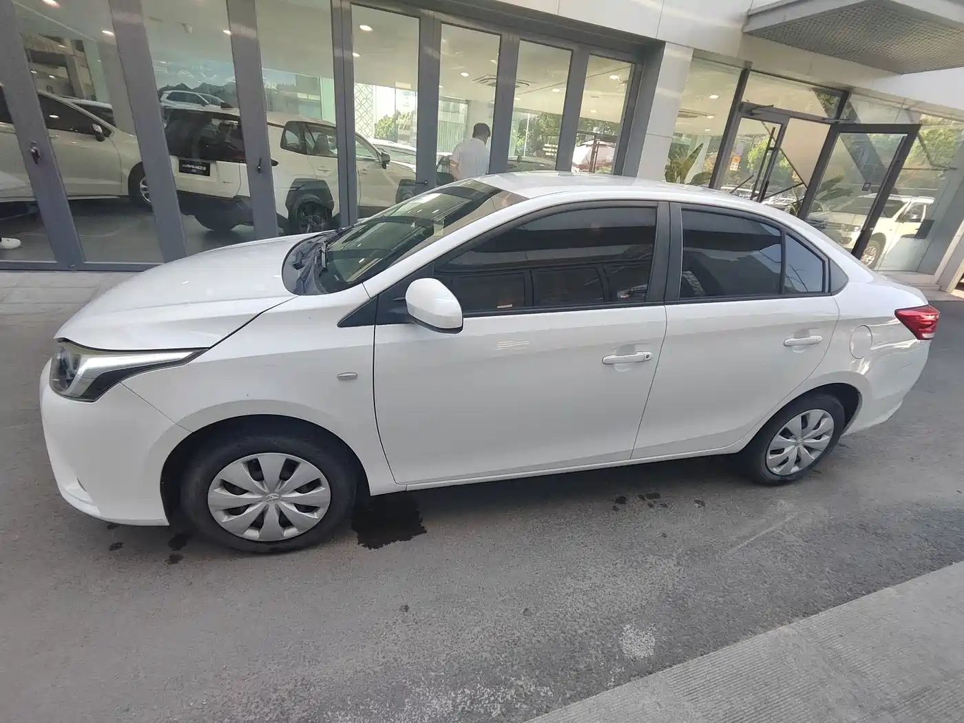 Toyota YARiS L Zhi Xiang 2019 1.5E CVT Charming China VI фото 13