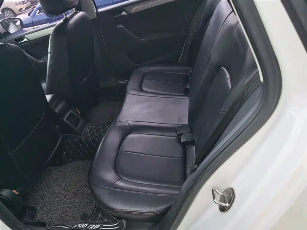Volkswagen Santana 2015 Gran Santana 1.6L Automatic Trend фото 17