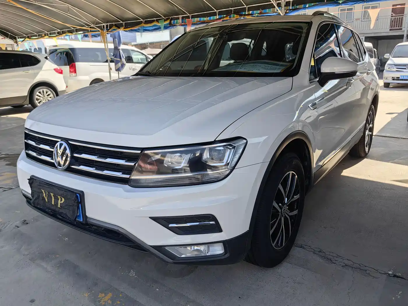 Volkswagen Tiguan L 2017 330TSI Automatic 2WD Luxury Edition