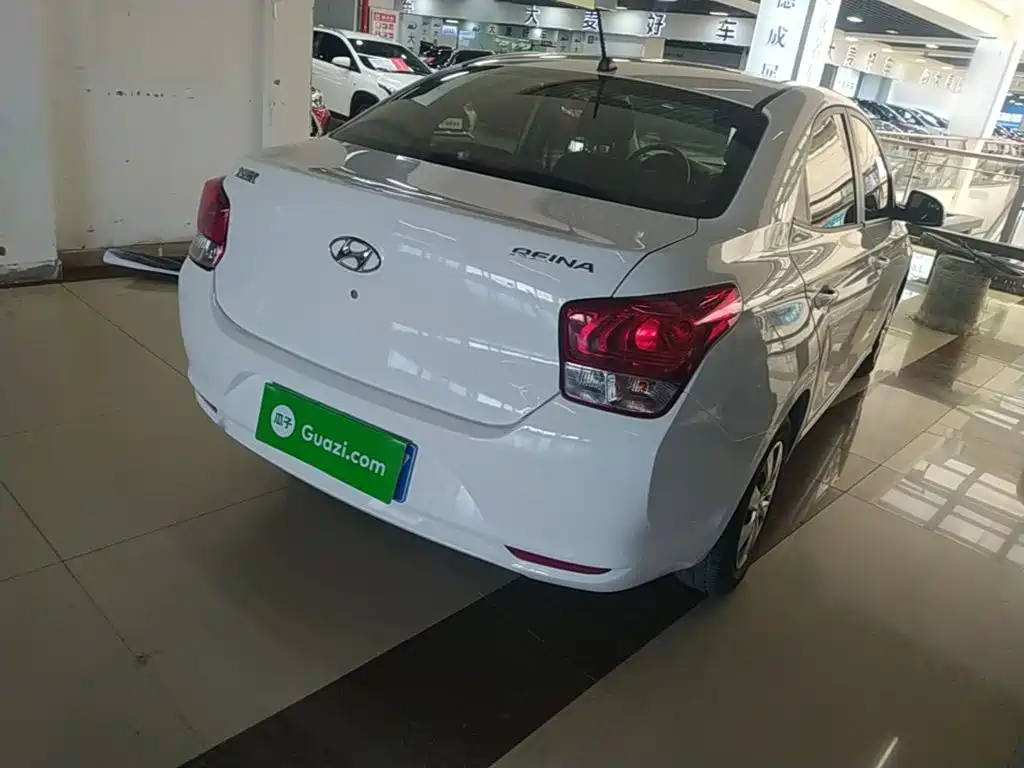 Hyundai Verna 2019 2017 1.4L Manual Renewal Edition China VI