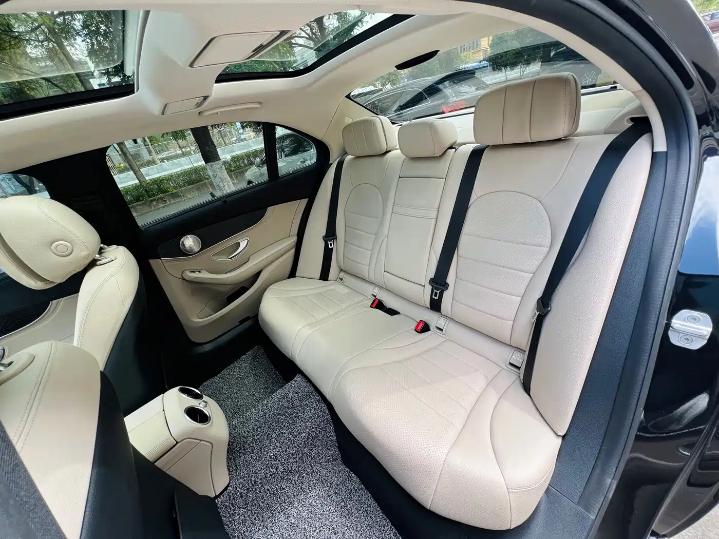 Mercedes-Benz C-Class 2015 C 200 L Sport фото 19