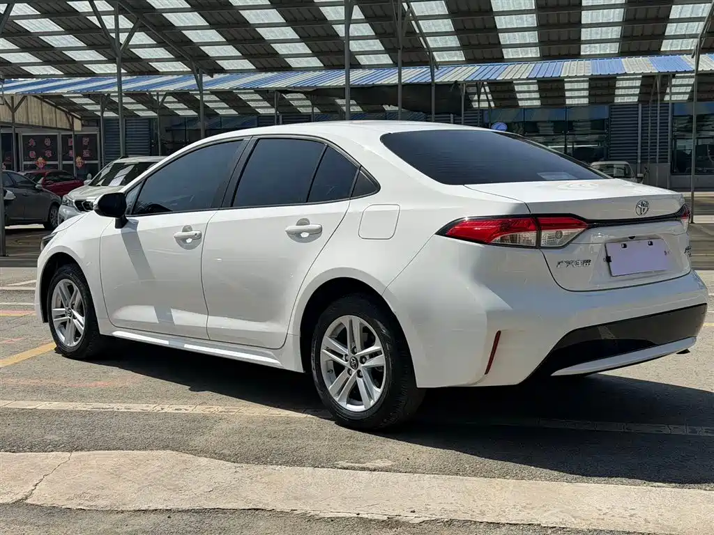 Toyota Levin 2022 185T CVT Luxury Edition фото 14