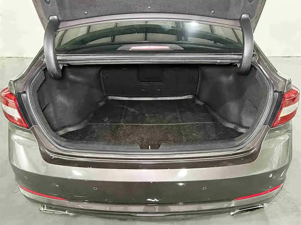 Hyundai Sonata 2015 1.6T GLS Smart фото 6