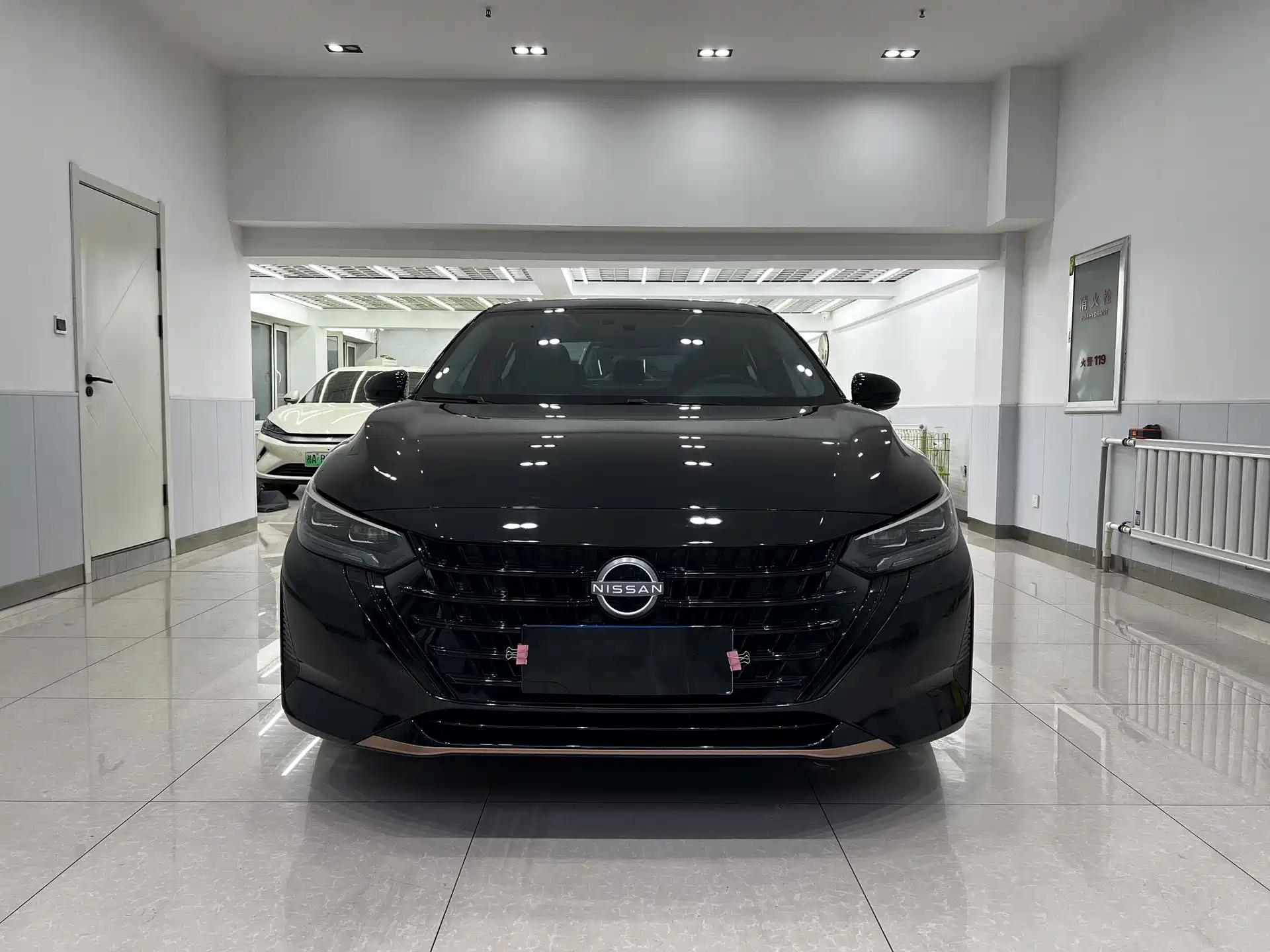 Фото 2 - Nissan Sylphy