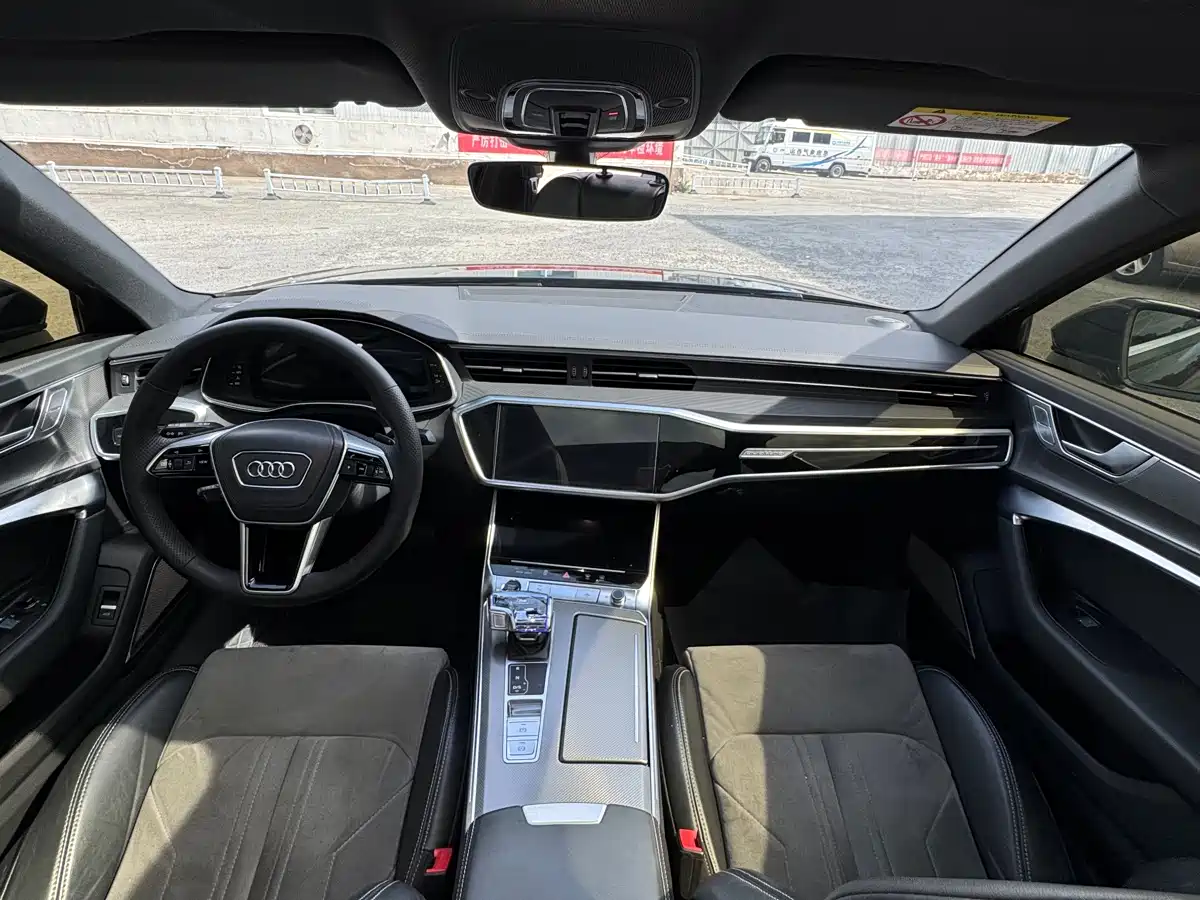 Audi A6L 2024 45 TFSI Premium Dynamic фото 14