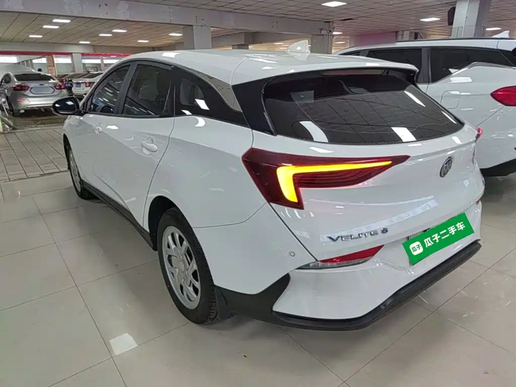 2025 Buick Velite 6