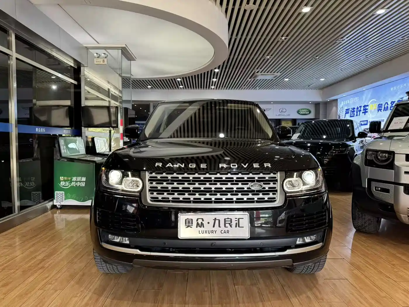 Land Rover Range Rover 2017 3.0 SC V6 Vogue фото 2