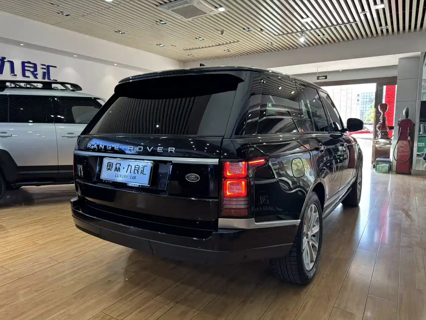 Land Rover Range Rover 2017 3.0 SC V6 Vogue фото 22