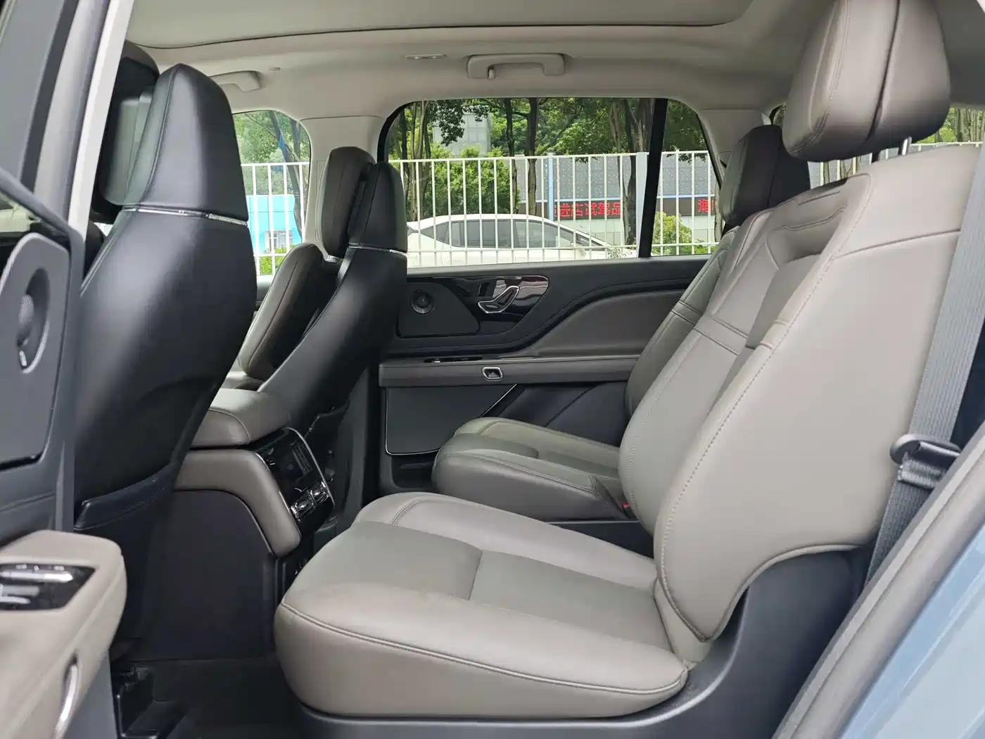 Lincoln Aviator 2024 2024 3.0T V6 AWD Luxury Edition 6-Seater