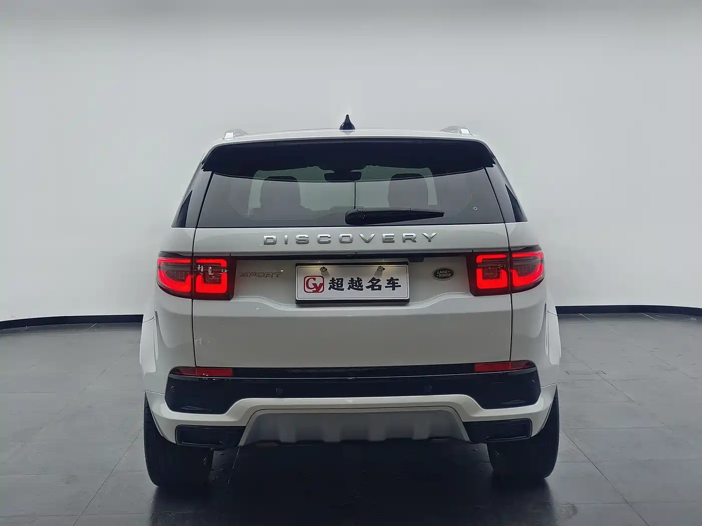 Land Rover Discovery Sport 2024 Performance Technology Edition фото 15