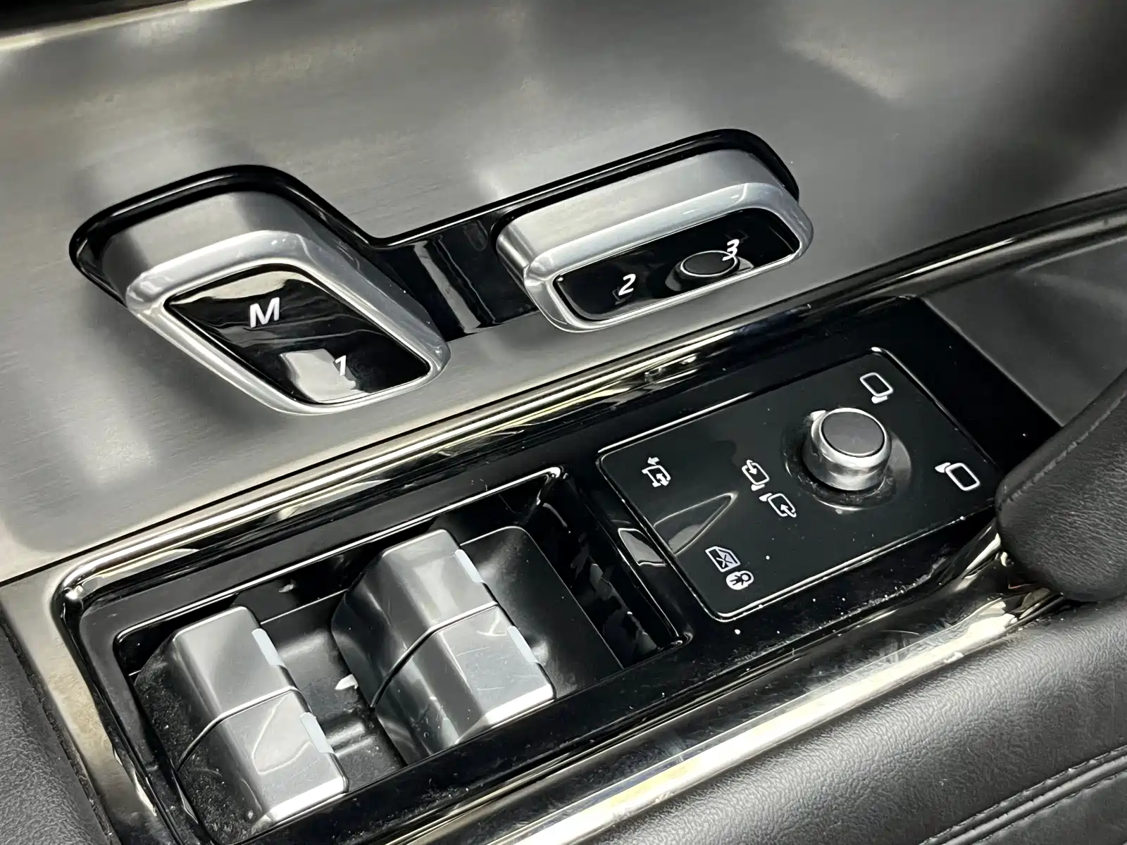 Photo 11 - Land Rover Range Rover Sport