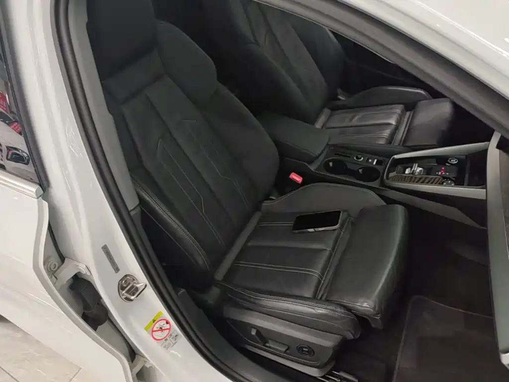 Фото 25 - Audi A3