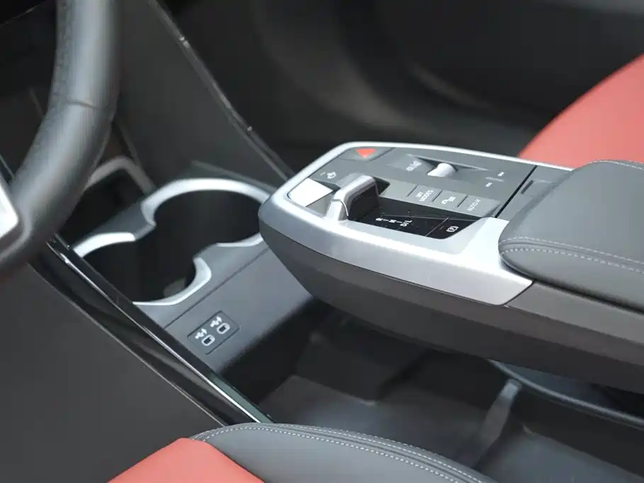 BMW X1 2024 sDrive25Li X Design Package фото 14
