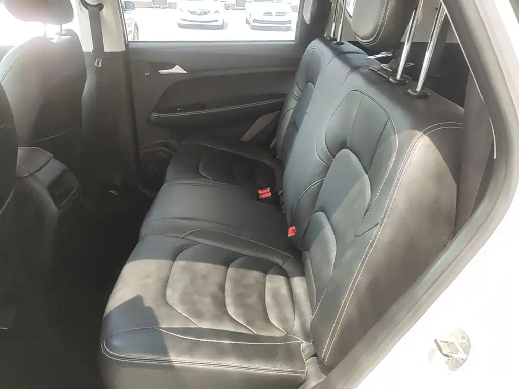Baojun 530 2020 2020 1.5T CVT Luxury Connect 7-seater